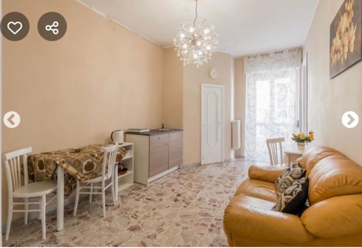 B&B Palazzo Veliero Al Castello Torre Maggiore מראה חיצוני תמונה